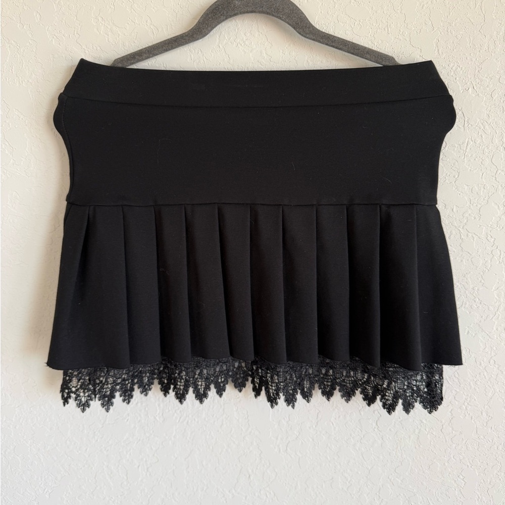 Lord & Taylor Black Pleated Skirt with Lace Trim